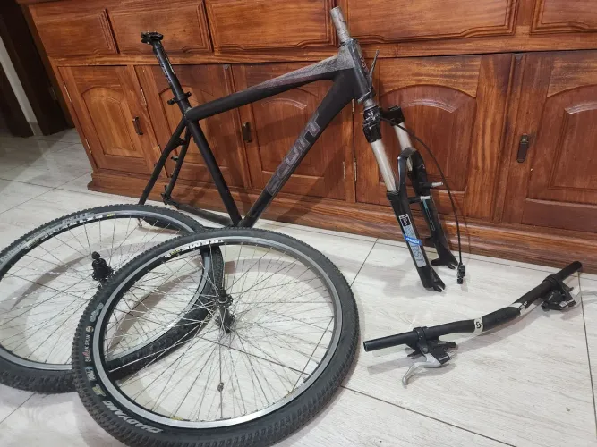 Peças de bicicleta