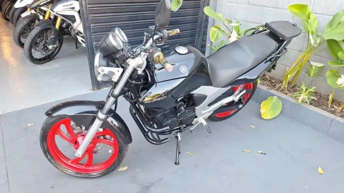 Moto FAZER YS 250 unico dono