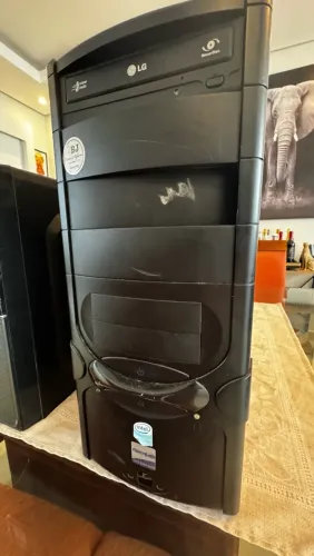 2 Gabinetes CPU computador