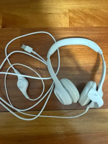 Fone de ouvido headset Logitech com microfone