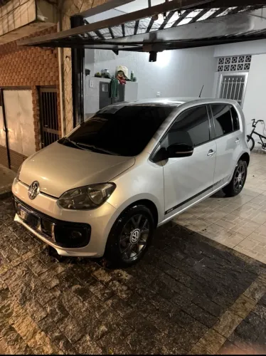 Volkswagen Up! RUN 1.0 Total Flex 12V 5P 2017