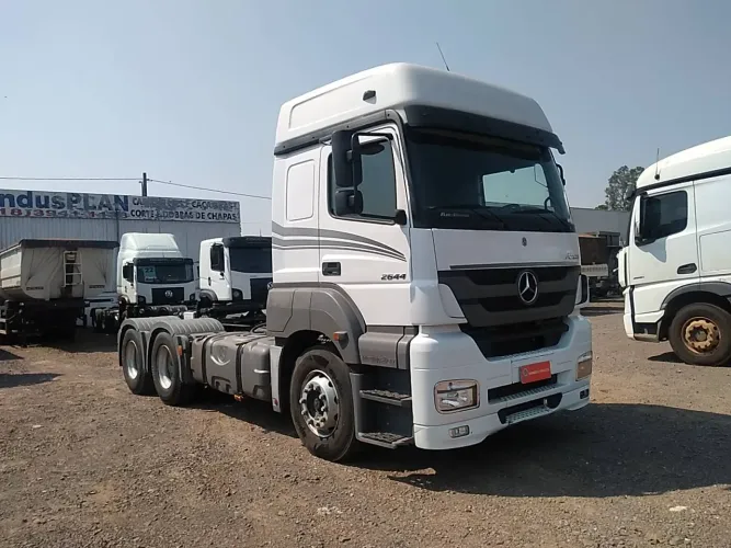 Mercedes-Benz Axor 2644 S/36 6X4E5 2022/2022 Vamos Seminovos Regente Feijó
