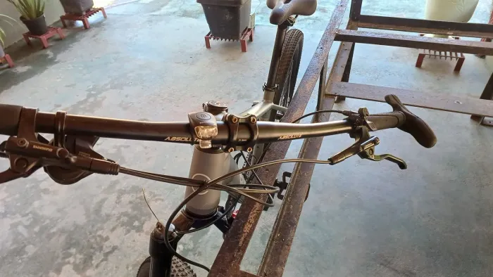 Bike Elleven tamanho 17 12v grupo Deore