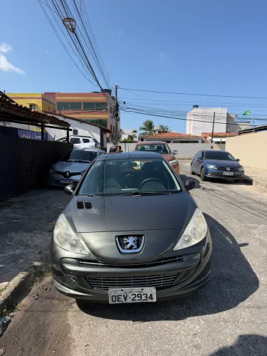 Peugeot 207 XR 1.4 Flex 8V 3P 2012