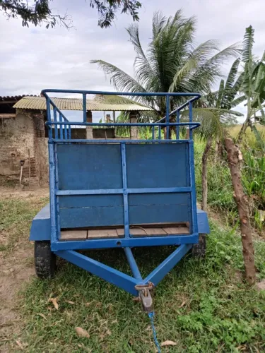 Vendo Reboque pronto pra uso.