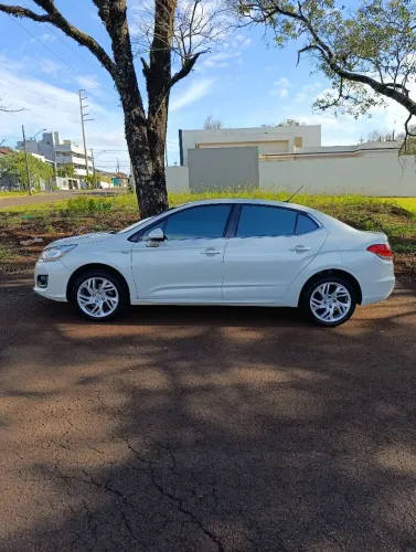 Citroen C4 Lounge Exclusive 1.6 Turbo 4P Aut. 2014