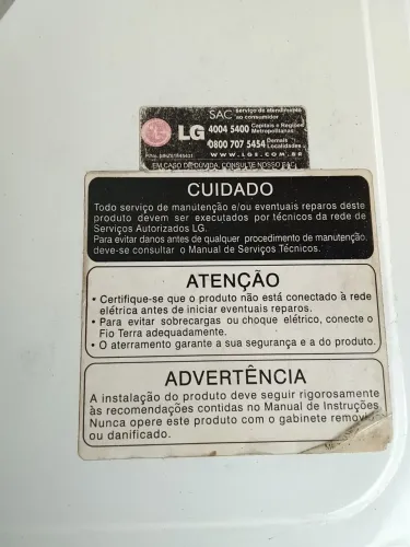 Vendo microondas em excelente estado e sem arranhões , troco por bicicleta poti aro 26 .