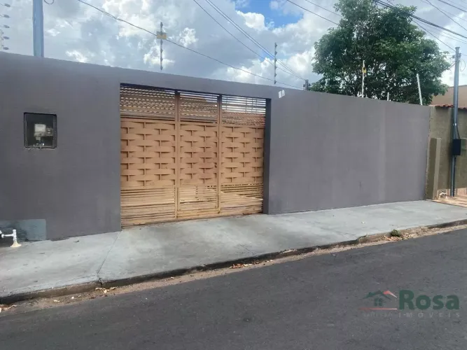 LINDA CASA COM 03 QUARTOS SENDO 01 SUITE ESPAÇOSA À VENDA NO TIJUCAL CUIABÁ