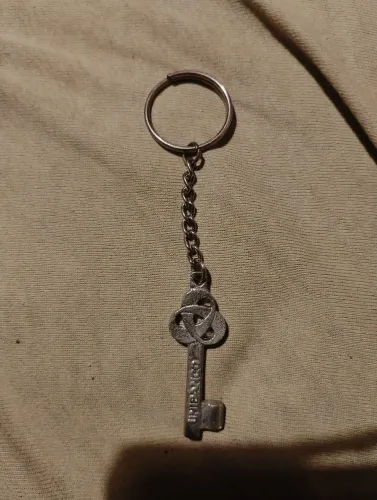 Chaveiro antigo Unibanco chave metálico