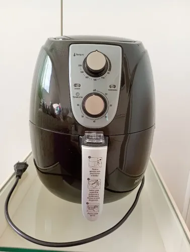Fritadeira elétrica Air fryer mondial