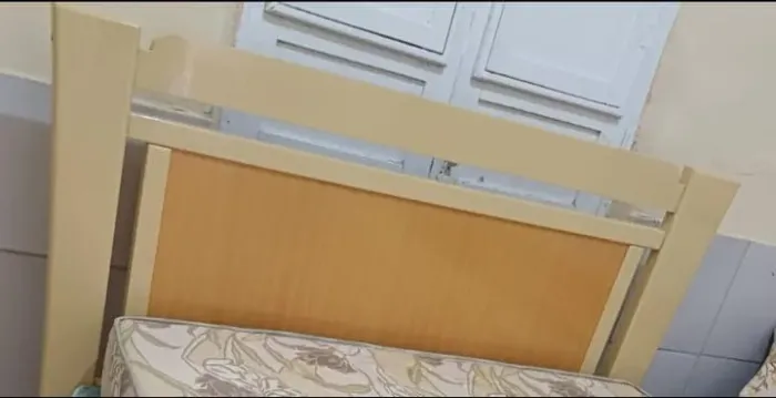 Cama Casal Semi Nova
