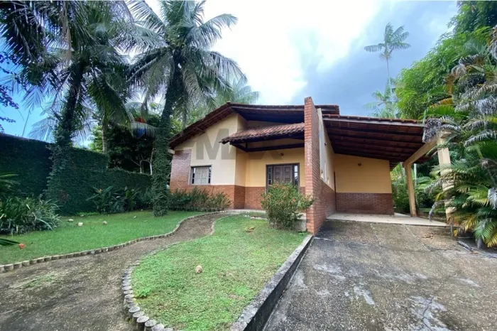 Casa no Residencial Jardim Friburgo com 3 quartos piscina e churrasqueira - tarumã