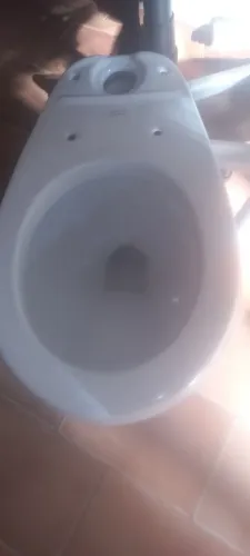 VASO SANITARIO AMERICAN STANDARD PARA CAIXA ACOPLADA ESTADO DE NOVO SEM DETALHES 