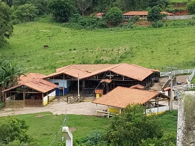 Sitio de 12,4 alqueires em Cunha - SP
