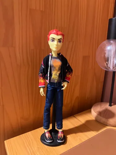 Heath Burns Monster High