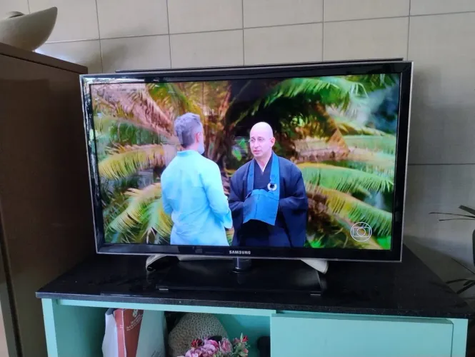 Tv Samsung Lcd 42 polegadas