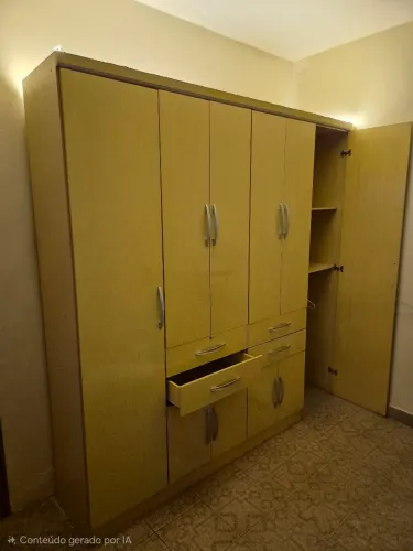 Guarda roupa 10 portas