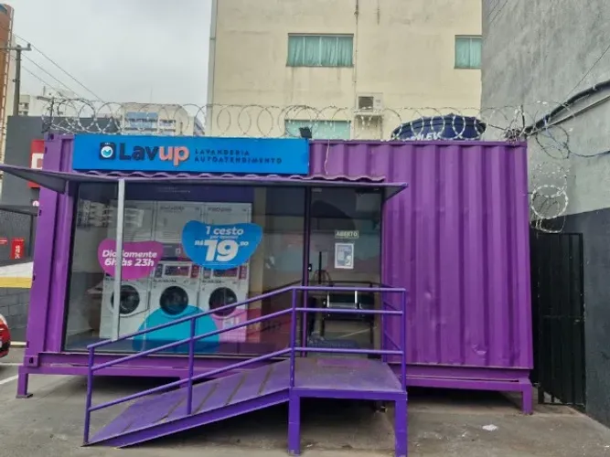 Container de lavanderia de auto atendimento pronto para funcionar no seu ponto. 