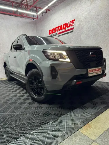 Nissan Frontier Pro4x CD 4X4 2.3 Bi-TB Die. AUT 2023