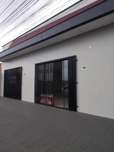 SALA NOVA COMERCIAL NO SATÉLITE