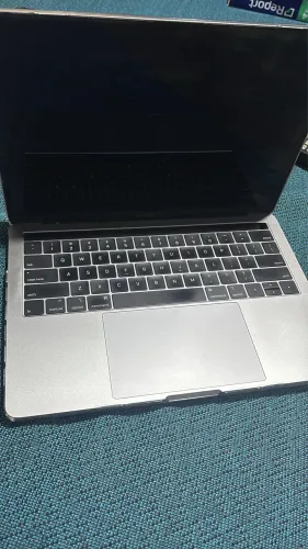 MacBook Pro 2019 Touch Bar 