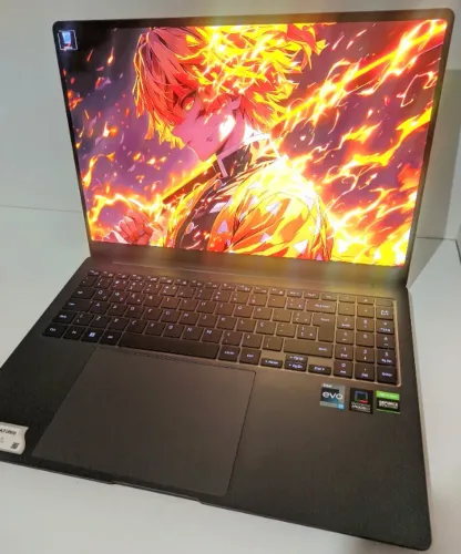 Notebook Gamer Samsung i7-13700H RTX 4050 32GB Tela AMOLED (35 Dias de Uso)