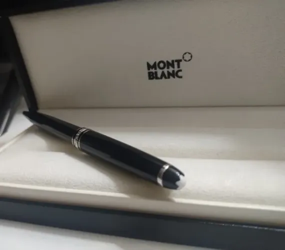 Caneta Montblanc Meisterstück Classique Platinum Preta