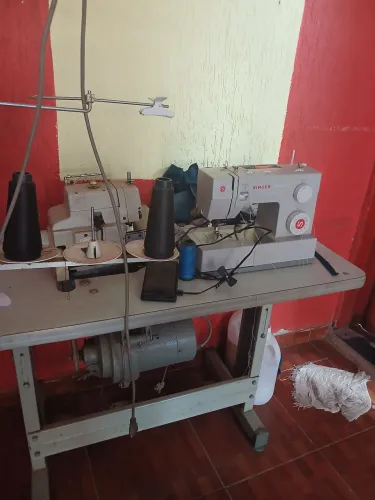 Maquina de costura