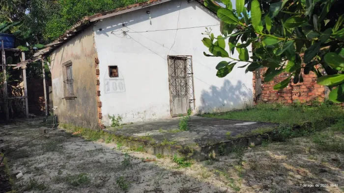 Casa no chapéu virado para vender ou alugar