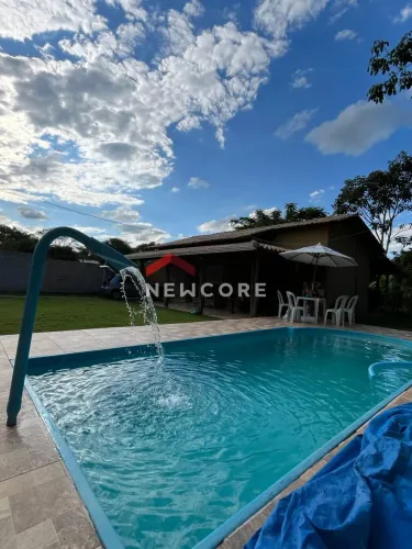 Casa em Rua do Pássaro Preto - Dumaville - Esmeraldas/MG