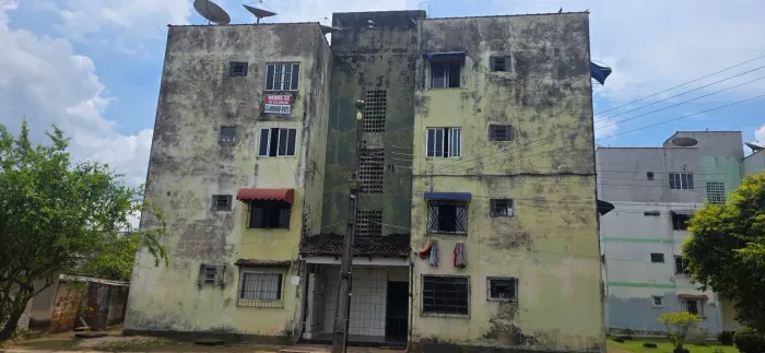 Vendo AP no Manoel Julião 4º Andar R$ 125.000,00