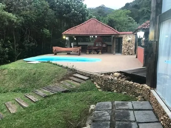 Fazenda com 3 quartos à venda, 1110000 m² por R$ 2.000.000 - Santos Dumont - Santos Dumont