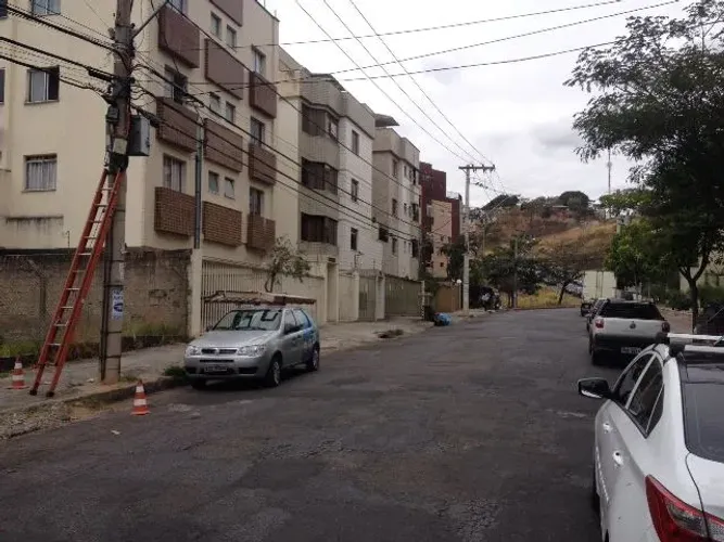 Terreno Residencial Frente  420 m² no Bairro Castelo (Av. dos Engenheiros)