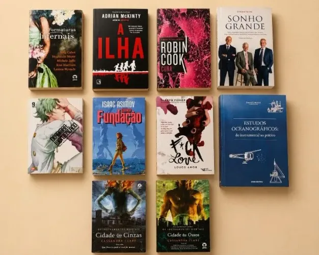 Livros entre R$ 5 e R$ 15