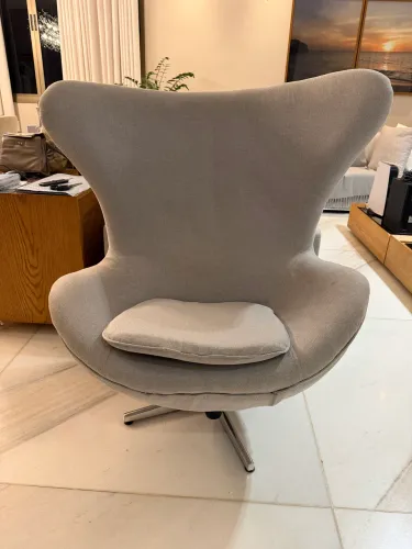 Poltrona Giratória Design Moderno - Muito Confortável