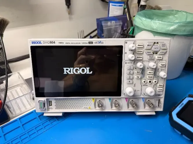 DHO804 Rigol - Osciloscópio Digital 70mhz 4 canais