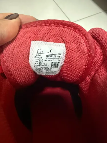Vendo Air Jordan Original Diretamente dos EUA tamanho 37