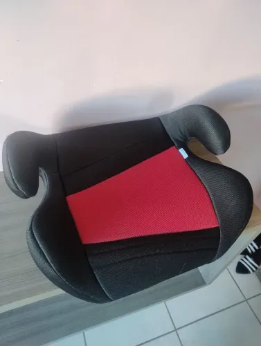 Assento de elevação infantil para carro