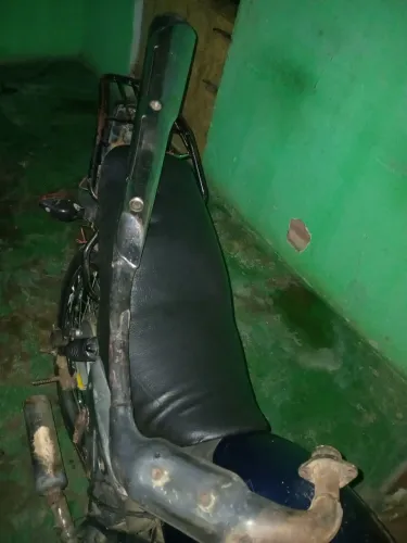Escapamento 125 marca de uso