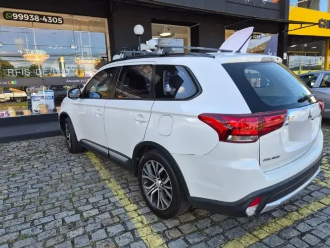 Mitsubishi Outlander 2.0 16V 160cv Aut. 2016