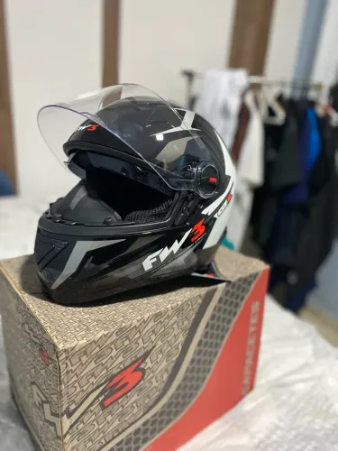 Capacete fw3 fechado 