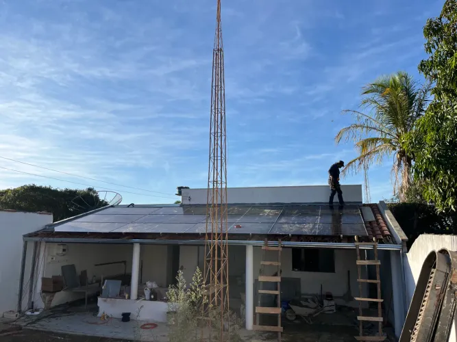 ANTENA DE TV - dá pra usar para fazer torre de caixa d?água