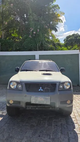 Mitsubishi Pajero Sport HPE 2.5 4X4 Diesel Mec. 2011