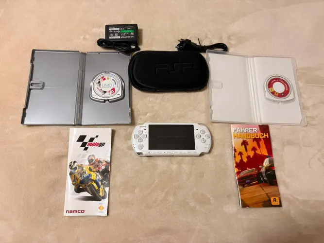 PSP 3001 unidade raríssima japonesa ( Branco pérola)