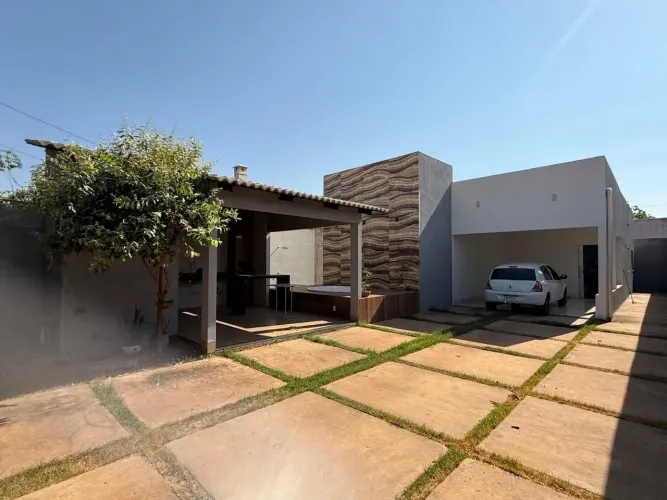 Casa com 2/4 mobiliada setor Jardim do Porto em Luzimangues