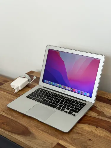 MacBook Air A1466