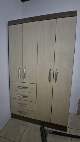 Guarda Roupa Solteiro USADO