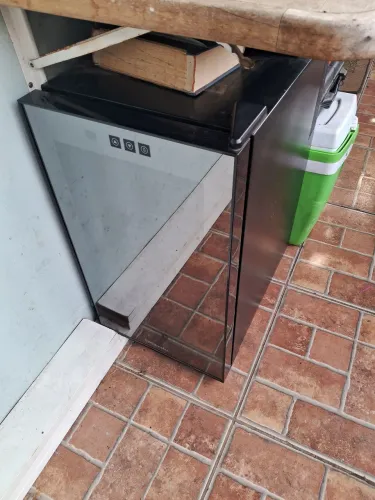 Adega easycooler com defeito 