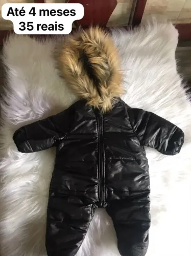 Vendo roupinhas de bebê menino