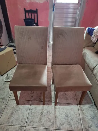 Cadeira são só duas
